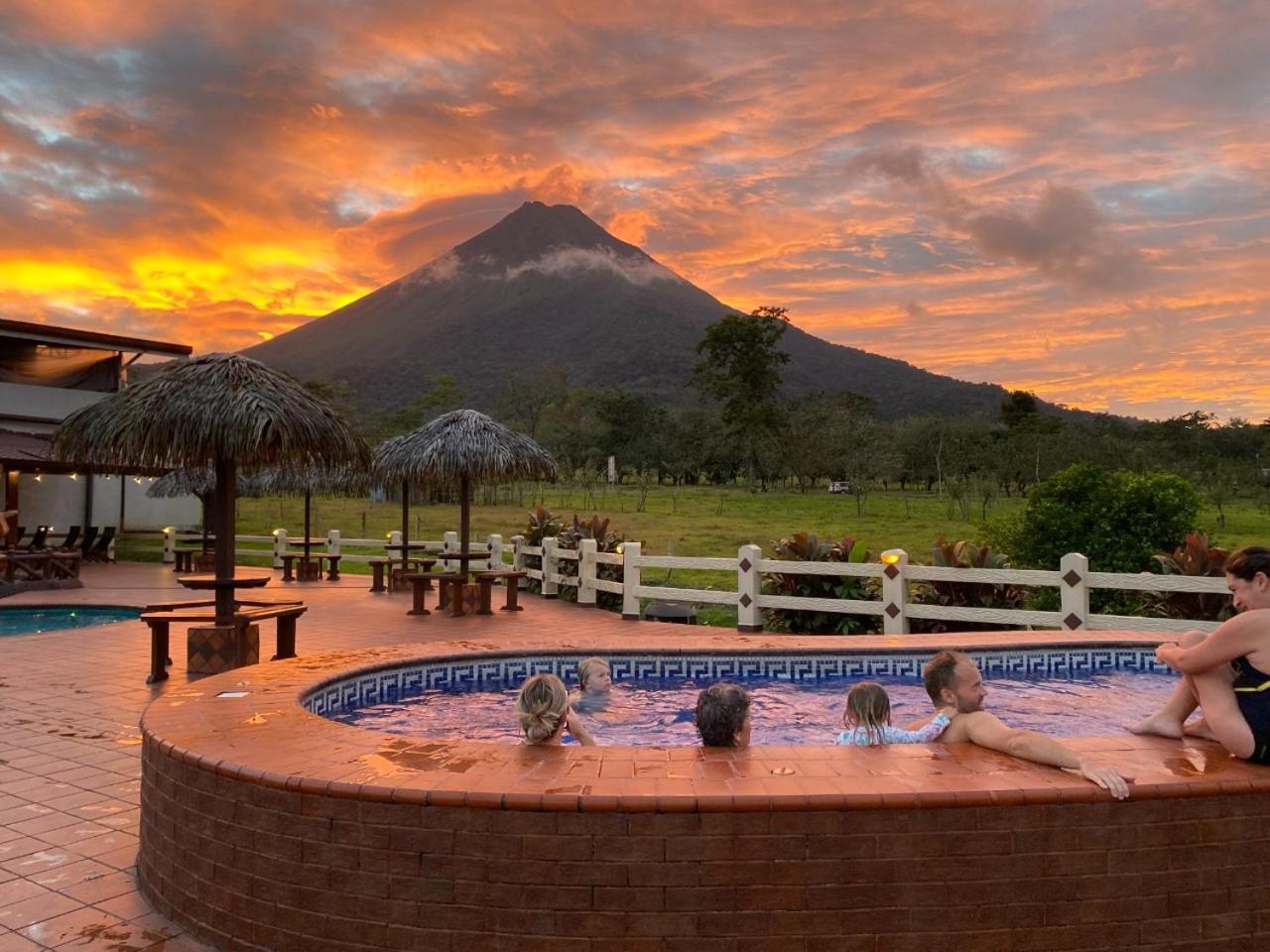 Hotel La Pradera Del Arenal La Fortuna Exteriér fotografie